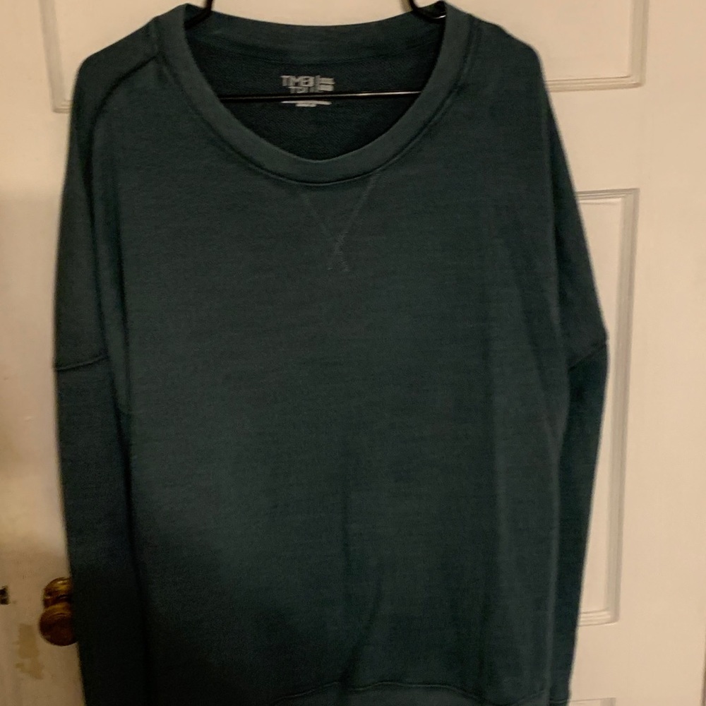 Time and tru sweatshirt